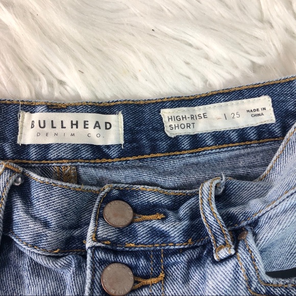 Bullhead Cut-Off Shorts - Picture 3 of 4